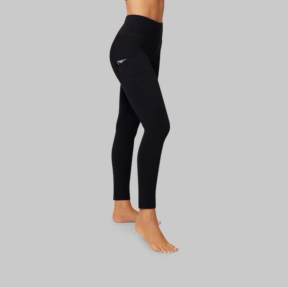 Hanes Tech Pocket Leggings
